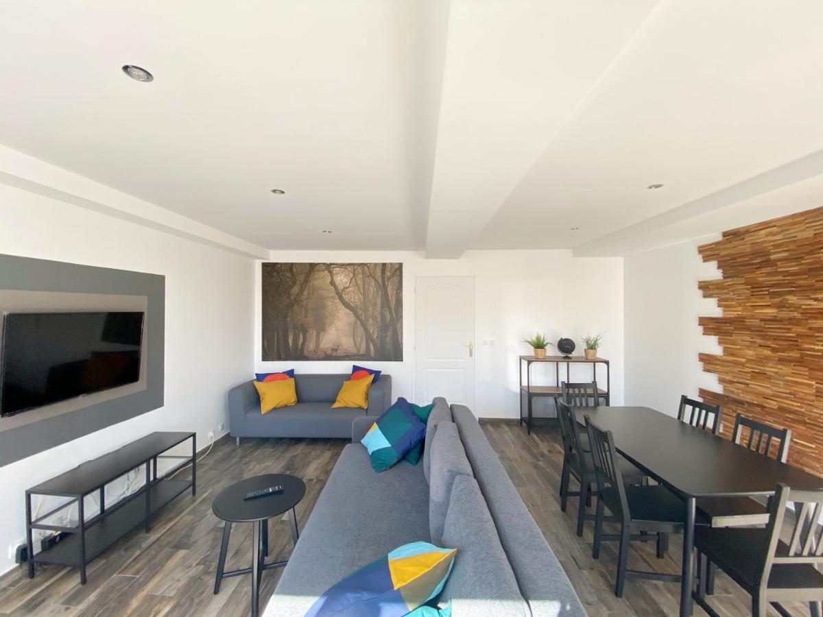 22 Chic & Cosy Grand Appart 92M2 Parking Gratuit Hypercentre Netflix 圣艾蒂安 外观 照片